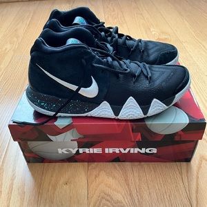 Nike Basketball Kyrie Irving 4 shoe
